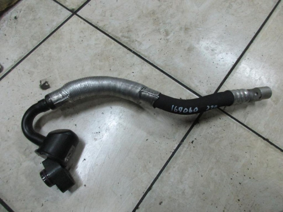 Трубка кондиционера MERCEDES-BENZ S-класс W220 рестайлинг (2002 - 2005) фото 1 — Разборка Мерседес