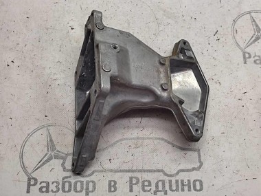 Лапа правая MERCEDES-BENZ S-класс W221 рестайлинг (2009 - 2013) — Разборка Мерседес