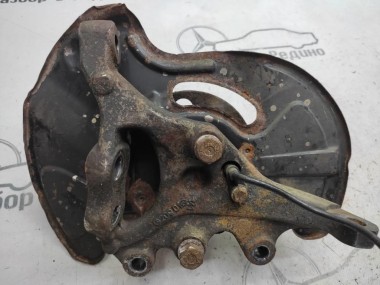 Кулак поворотный передний правый MERCEDES-BENZ C-класс W203/S203/CL203 рестайлинг (2004 - 2008) — Разборка Мерседес