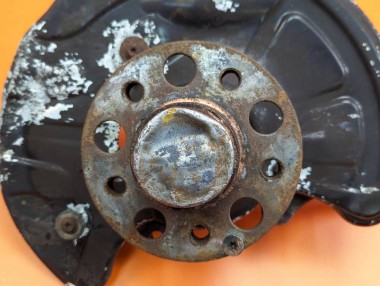 Кулак поворотный передний левый MERCEDES-BENZ E-класс W211/S211 рестайлинг (2006 - 2009) — Разборка Мерседес