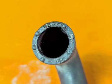 Патрубок ОЖ MERCEDES-BENZ S-класс W220 (1998 - 2005) &mdash; Разборка Мерседес