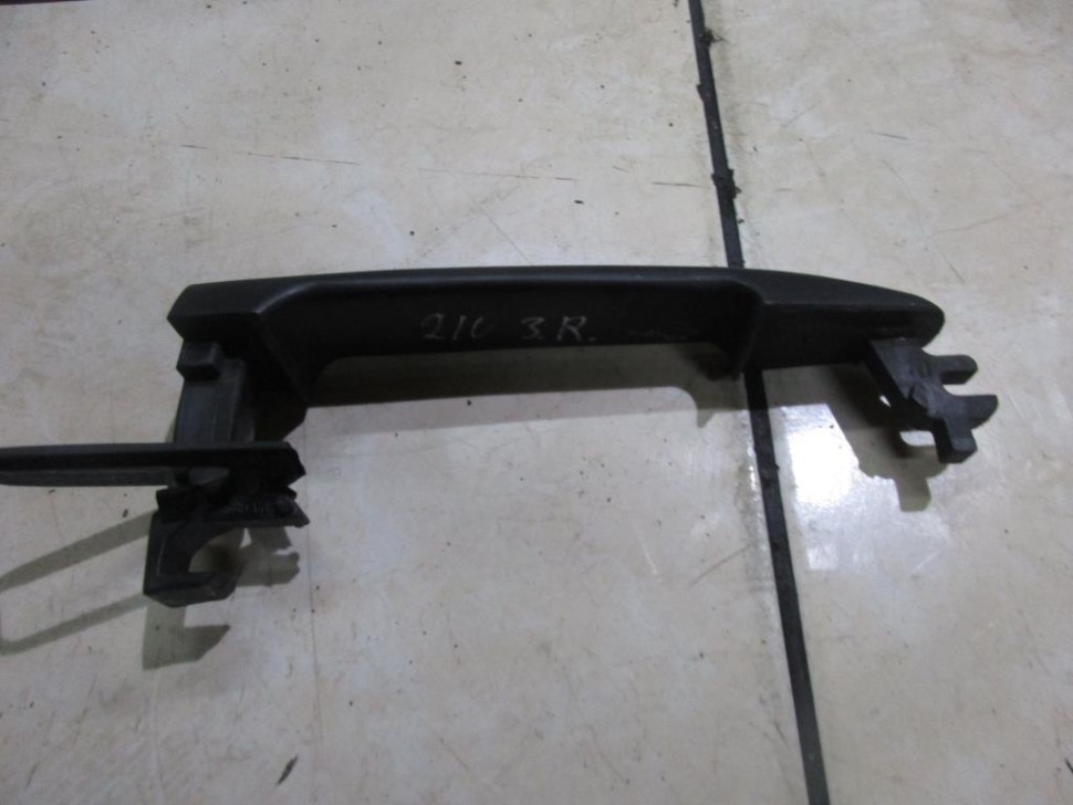 Ручка двери наружняя MERCEDES-BENZ E-класс W210/S210 рестайлинг (1999 - 2003) фото 1 — Разборка Мерседес