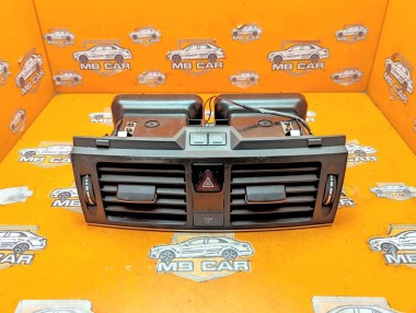 Воздуховод центральный MERCEDES-BENZ C-класс W204/S204 (2006 - 2011) &mdash; Разборка Мерседес