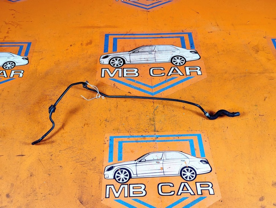 Трубка вентиляции MERCEDES-BENZ C-класс AMG W204/S204/С204 рестайлинг (2011 - 2015) фото 1 &mdash; Разборка Мерседес
