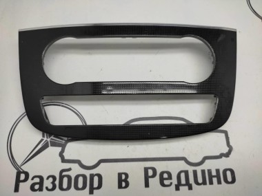 Накладка блока климата MERCEDES-BENZ R-класс W251 (2005 - 2007) — Разборка Мерседес