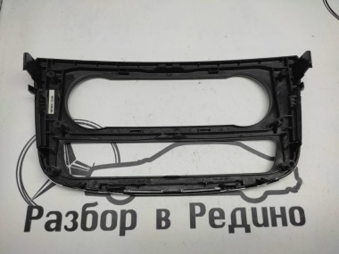 Накладка блока климата MERCEDES-BENZ R-класс W251 (2005 - 2007) — Разборка Мерседес