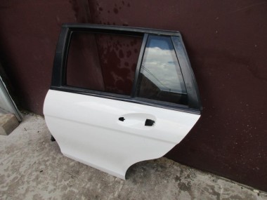 Дверь задняя левая MERCEDES-BENZ C-класс W204/S204/С204 рестайлинг (2011 - 2015) — Разборка Мерседес