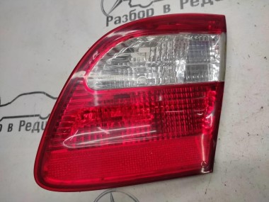 Фонарь крышки багажника MERCEDES-BENZ E-класс W211/S211 (2002 - 2006) — Разборка Мерседес