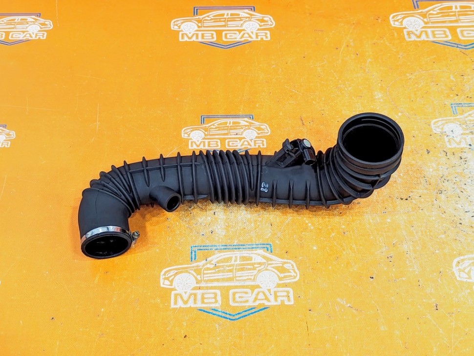 Патрубок турбины MERCEDES-BENZ V-класс W639 (2003 - 2014) фото 1 — Разборка Мерседес