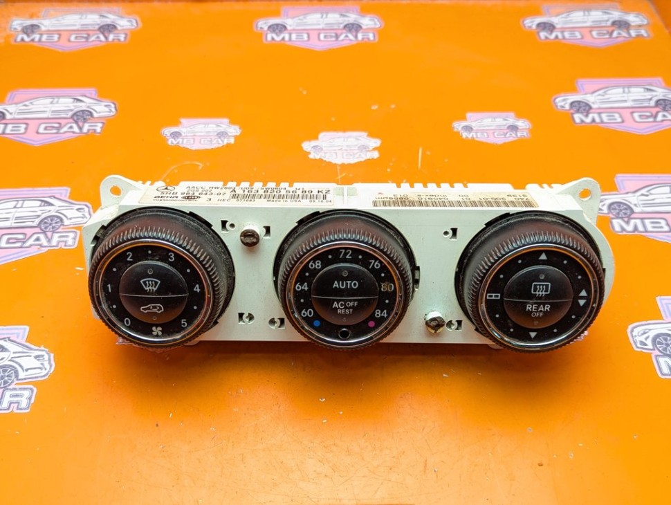 Панель управления климатом MERCEDES-BENZ M-класс W163 рестайлинг (2001 - 2005) фото 1 &mdash; Разборка Мерседес