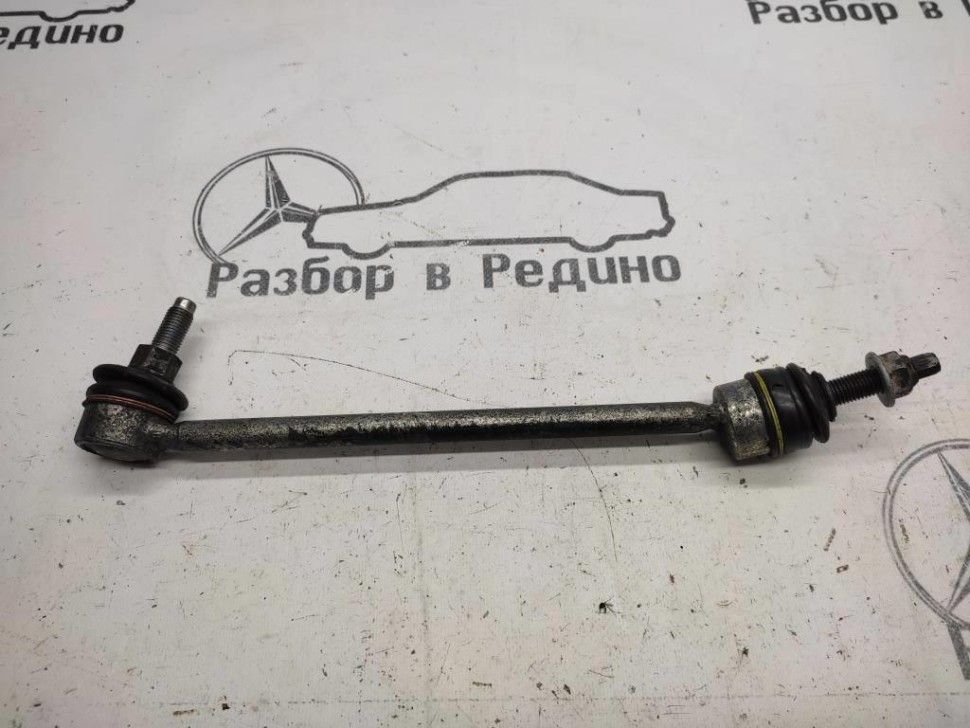 Стойка стабилизатора MERCEDES-BENZ GLC-класс X253 (2015 - 2019) фото 1 — Разборка Мерседес