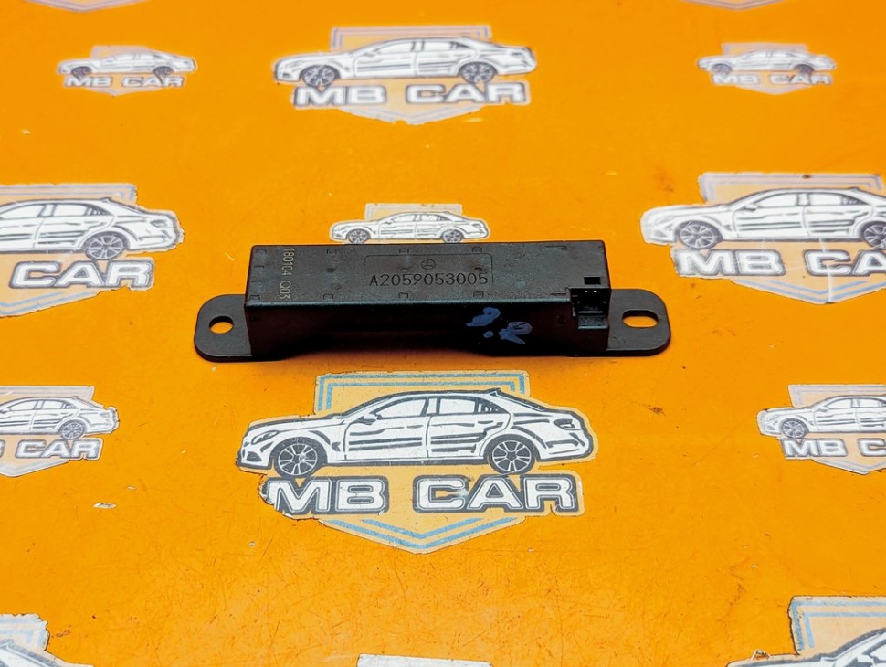 Антенна KEYLESS - GO MERCEDES-BENZ GLE-класс W166 (2015 - 2018) фото 1 — Разборка Мерседес