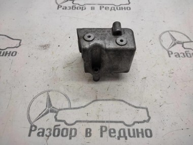 Кронштейн MERCEDES-BENZ V-класс W639 (2003 - 2014) — Разборка Мерседес