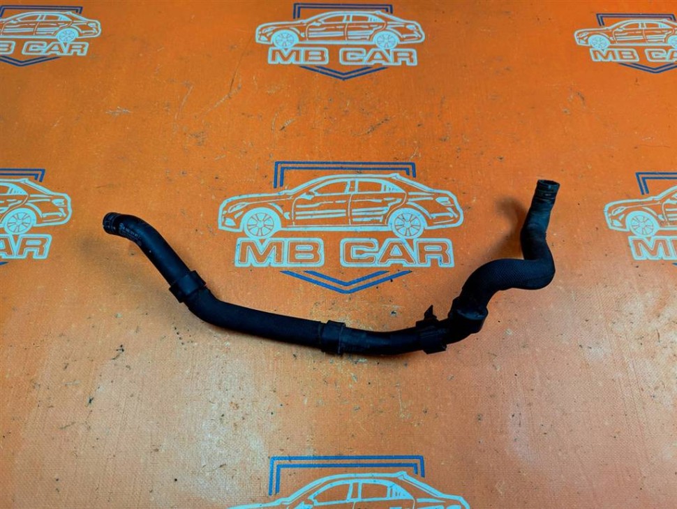 Патрубок ОЖ MERCEDES-BENZ GL-класс X166 (2012 - 2016) фото 1 — Разборка Мерседес