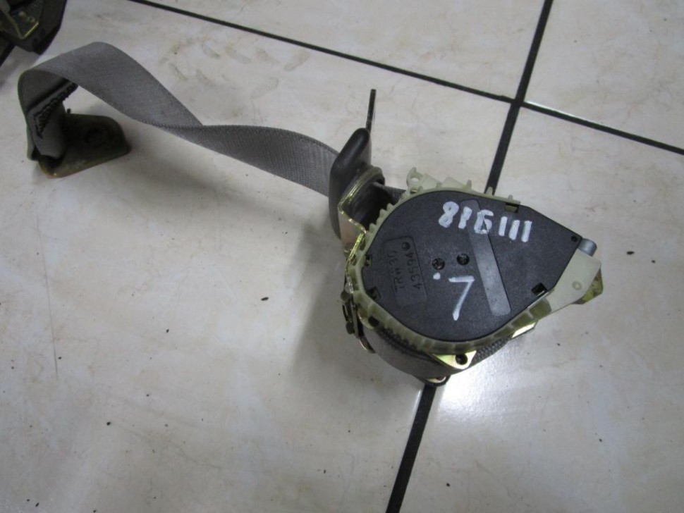 Ремень безопасности задний левый MERCEDES-BENZ C-класс W203/S203/CL203 (2000 - 2004) фото 1 — Разборка Мерседес