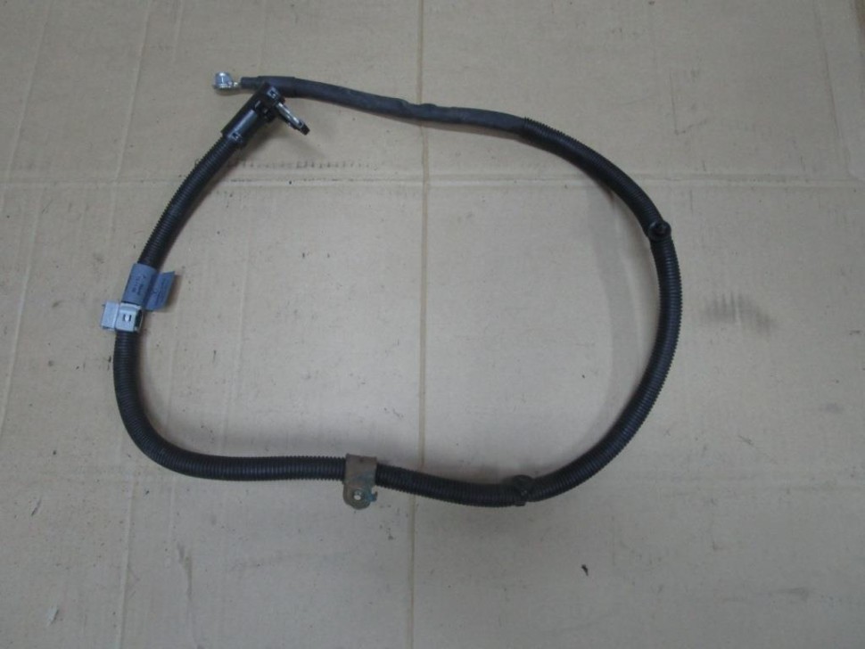 Провод плюсовой MERCEDES-BENZ A-класс W176 (2012 - 2015) фото 1 — Разборка Мерседес