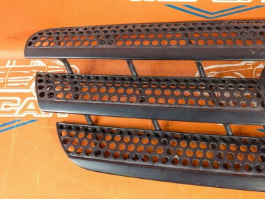 Решетка радиатора MERCEDES-BENZ M-класс W163 (1997 - 2001) &mdash; Разборка Мерседес