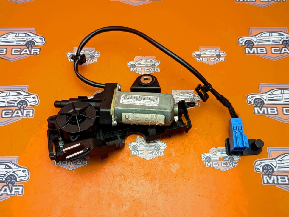 Подаватель ремня MERCEDES-BENZ E-класс W213/S213/C238/A238 (2016 - 2021) фото 1 — Разборка Мерседес