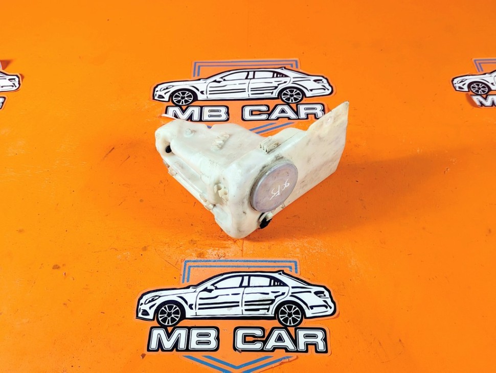 Бачок омывателя MERCEDES-BENZ C-класс W202/S202 (1993 - 1997) фото 1 &mdash; Разборка Мерседес