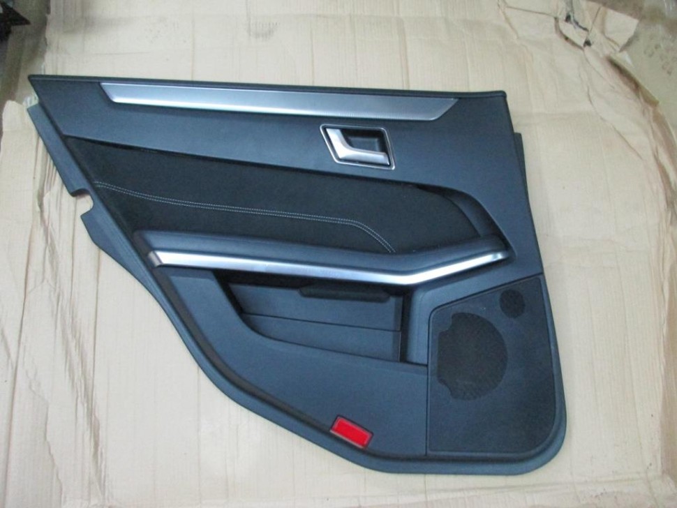 Карта двери задняя левая MERCEDES-BENZ E-класс W212/S212/C207/A207 рестайлинг (2013 - 2016) фото 1 — Разборка Мерседес