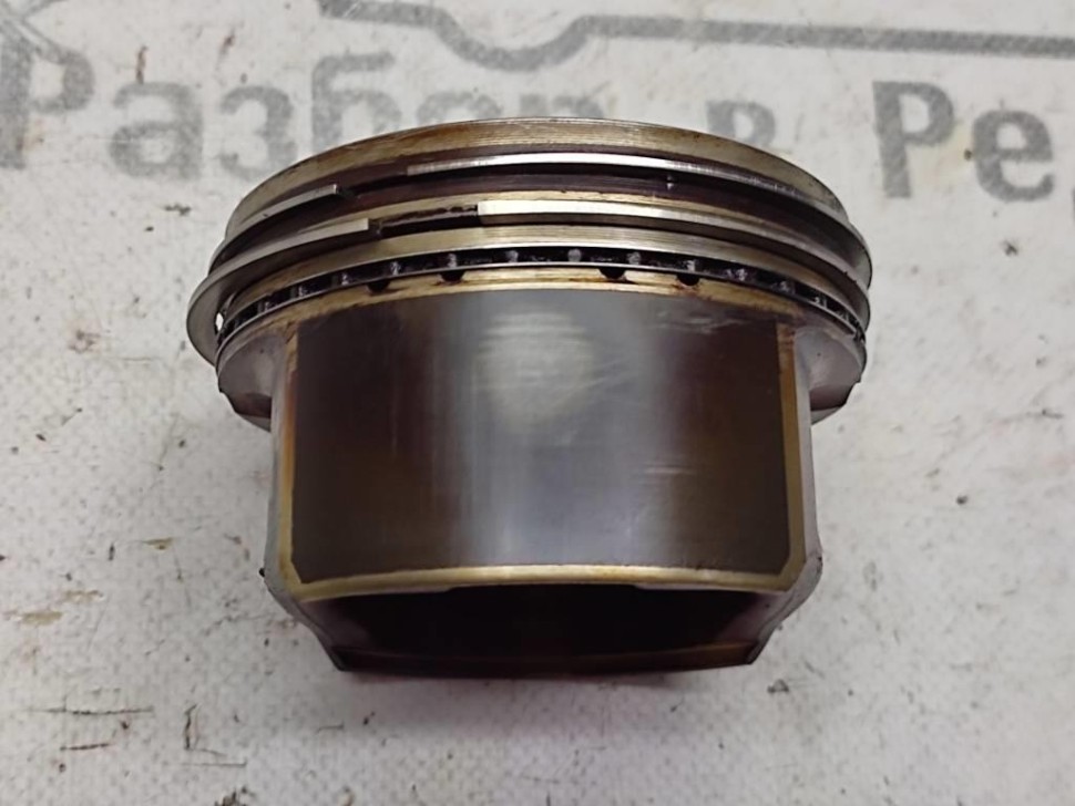 Поршень бензин MERCEDES-BENZ C-класс W203/S203/CL203 (2000 - 2004) фото 1 — Разборка Мерседес