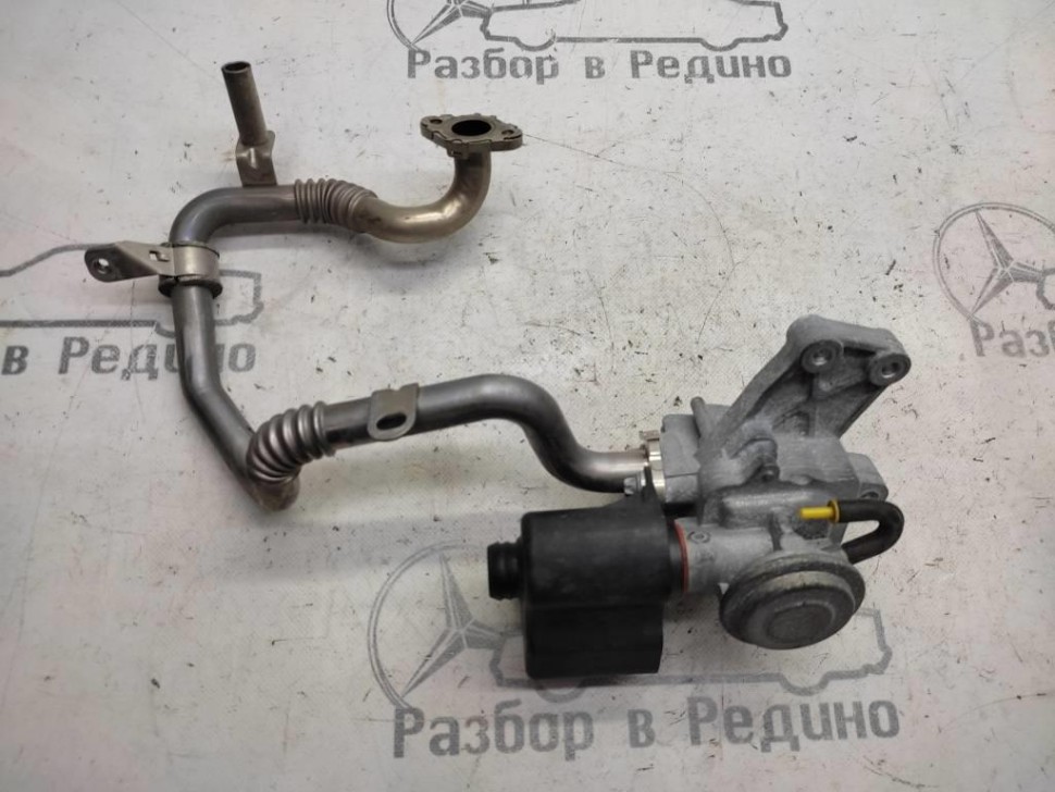 Клапан рециркуляции ОГ MERCEDES-BENZ C-класс W204/S204/С204 рестайлинг (2011 - 2015) фото 1 — Разборка Мерседес