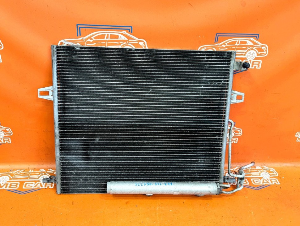 Радиатор кондиционера MERCEDES-BENZ R-класс W251 рестайлинг 2 (2010 - 2017) фото 1 — Разборка Мерседес