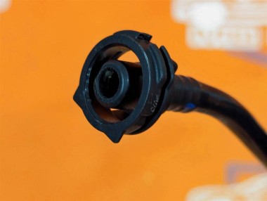 Трубка ОЖ MERCEDES-BENZ C-класс W205/S205/C205/A205 (2014 - 2018) — Разборка Мерседес