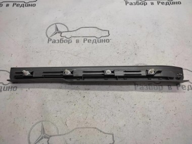 Накладка порога внутренняя MERCEDES-BENZ S-класс W221 (2005 - 2009) — Разборка Мерседес