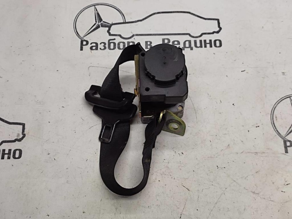 Ремень безопасности задний левый MERCEDES-BENZ S-класс W220 (1998 - 2005) фото 1 — Разборка Мерседес