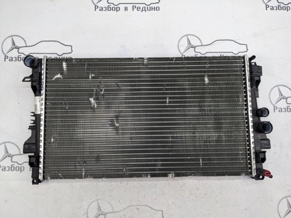 Радиатор MERCEDES-BENZ Vito W639 (2003 - 2010) фото 1 — Разборка Мерседес