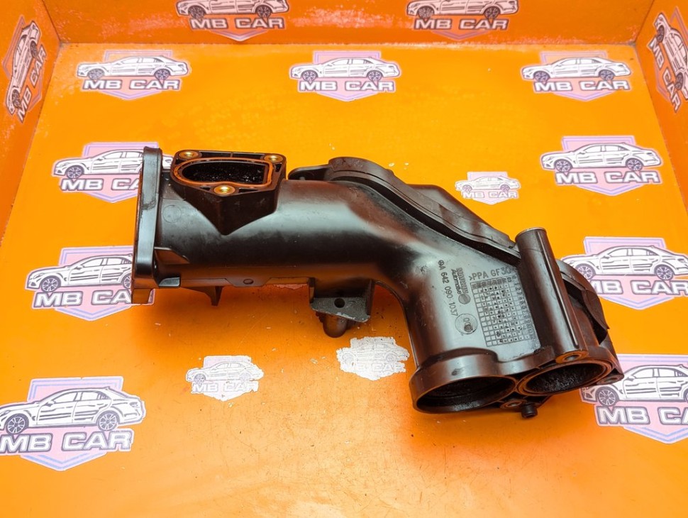 Патрубок впускного коллектора MERCEDES-BENZ M-класс W164 рестайлинг (2008 - 2011) фото 1 &mdash; Разборка Мерседес