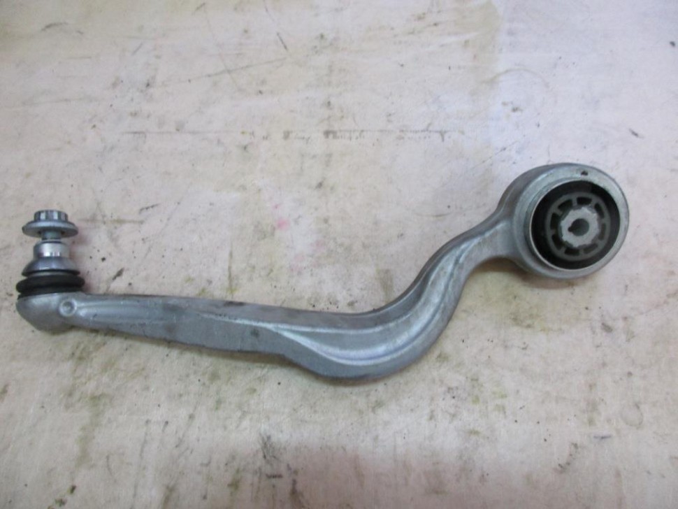 Рычаг передний нижний правый MERCEDES-BENZ GLC-класс X253 (2015 - 2019) фото 1 — Разборка Мерседес