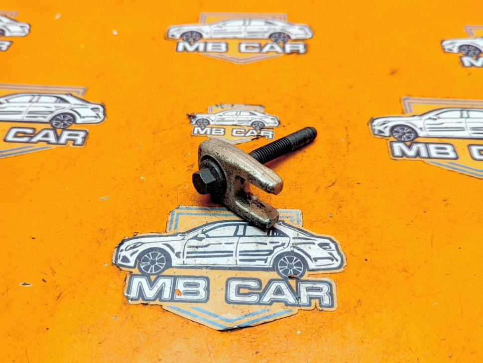 Кронштейн крепления форсунок MERCEDES-BENZ B-класс W246 рестайлинг (2014 - 2018) фото 1 &mdash; Разборка Мерседес