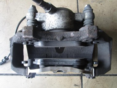 Суппорт передний правый MERCEDES-BENZ E-класс W212/S212/C207/A207 (2009 - 2013) — Разборка Мерседес