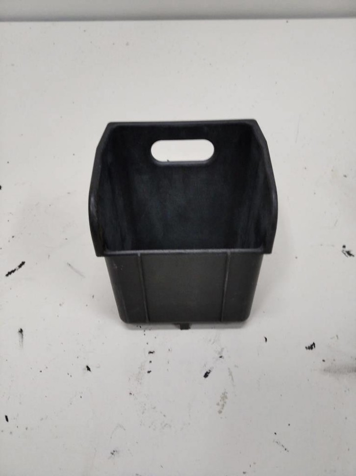 Вещевой отсек MERCEDES-BENZ CLS-класс C219 (2004 - 2008) фото 1 — Разборка Мерседес