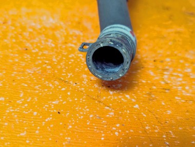 Трубка ОЖ MERCEDES-BENZ M-класс W164 рестайлинг (2008 - 2011) &mdash; Разборка Мерседес