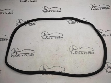 Уплотнитель стекла MERCEDES-BENZ V-класс W639 (2003 - 2014) — Разборка Мерседес