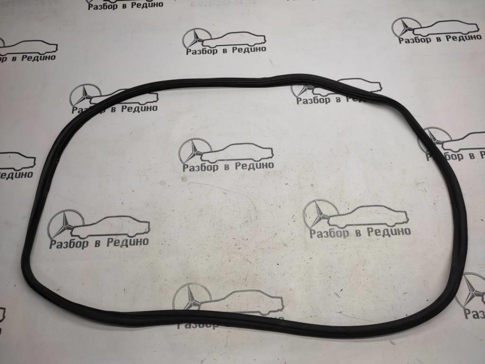 Уплотнитель стекла MERCEDES-BENZ V-класс W639 (2003 - 2014) фото 1 — Разборка Мерседес