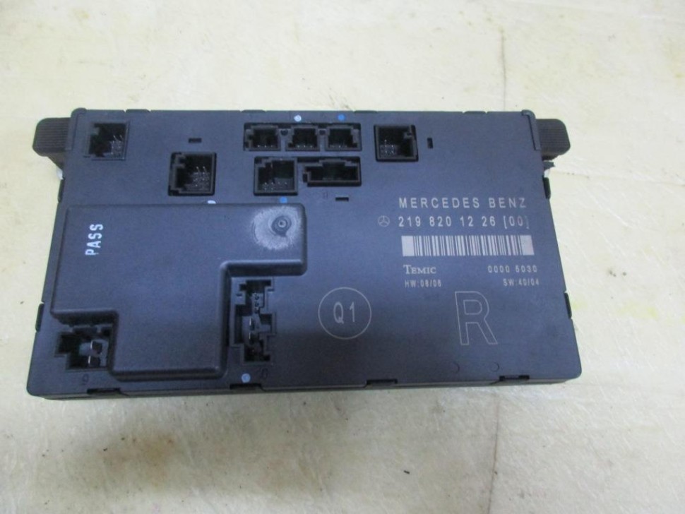 Блок двери MERCEDES-BENZ CLS-класс C219 (2004 - 2008) фото 1 — Разборка Мерседес