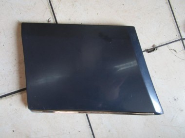 Молдинг крыла левый MERCEDES-BENZ W124 W124/S124/C124/A124 (1984 - 1993) — Разборка Мерседес