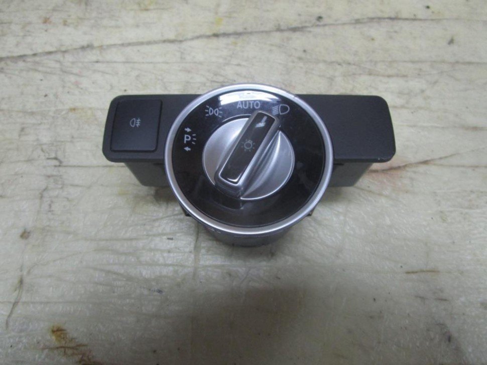 Переключатель света MERCEDES-BENZ CLS-класс C218/X218 рестайлинг (2014 - 2017) фото 1 — Разборка Мерседес