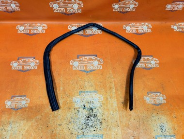 Уплотнитель капота MERCEDES-BENZ E-класс W210/S210 рестайлинг (1999 - 2003) — Разборка Мерседес