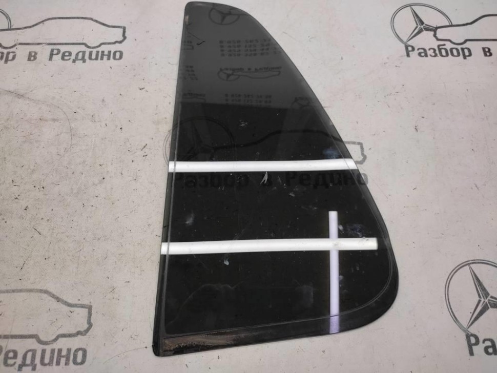 Стекло заднее левое MERCEDES-BENZ M-класс W163 рестайлинг (2001 - 2005) фото 1 — Разборка Мерседес