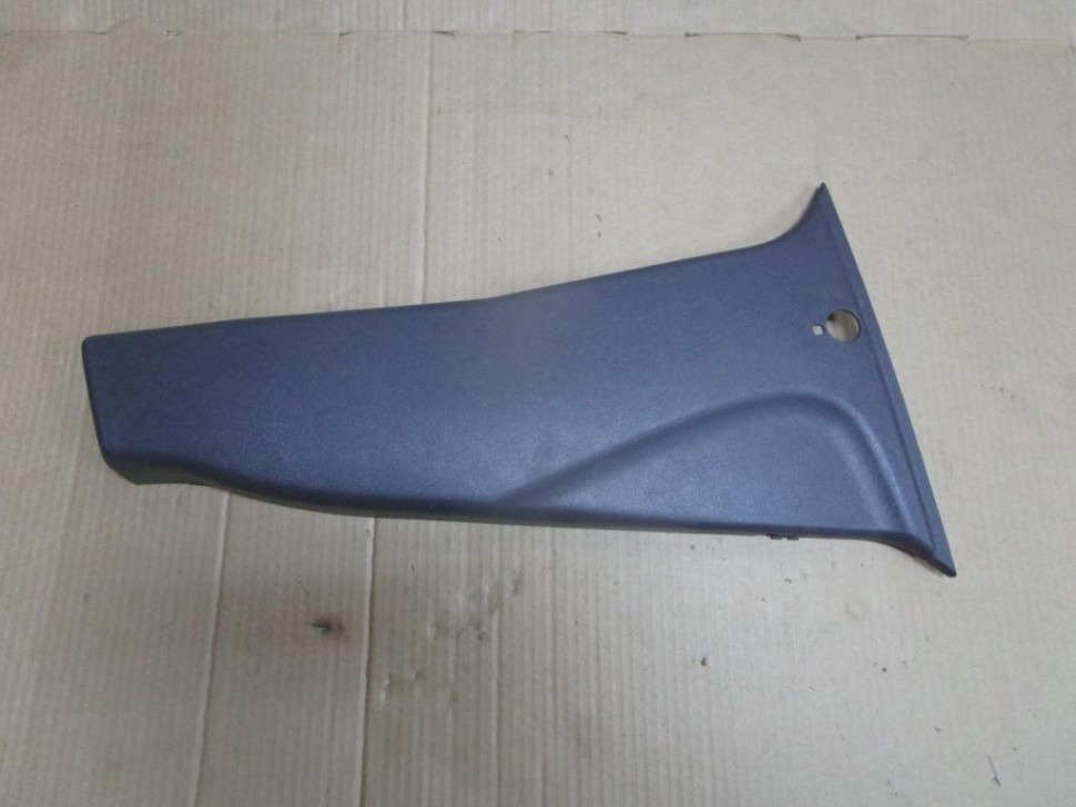 Накладка средней стойки MERCEDES-BENZ A-класс W168 (1997 - 2001) фото 1 — Разборка Мерседес