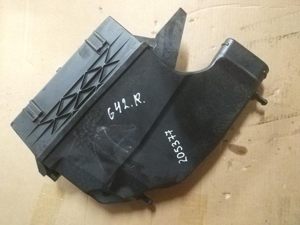 Корпус воздушного фильтра MERCEDES-BENZ GL-класс X166 (2012 - 2016) фото 1 — Разборка Мерседес