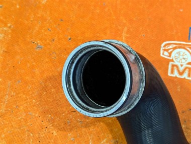 Патрубок интеркулера MERCEDES-BENZ CLK-класс C209/A209 (2002 - 2005) — Разборка Мерседес