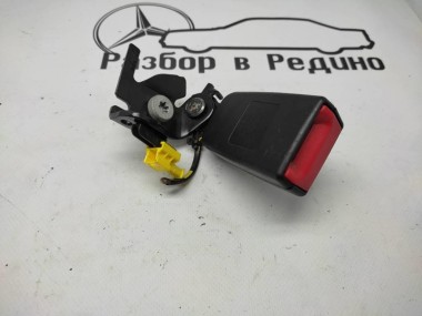 Замок ремня безопасности MERCEDES-BENZ CLS-класс C218/X218 (2010 - 2014) — Разборка Мерседес