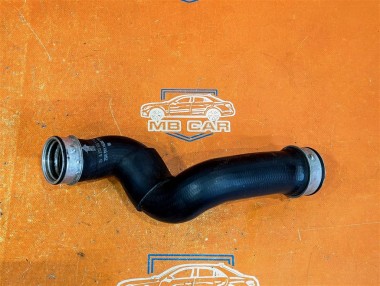 Патрубок интеркулера MERCEDES-BENZ C-класс W203/S203/CL203 (2000 - 2004) — Разборка Мерседес