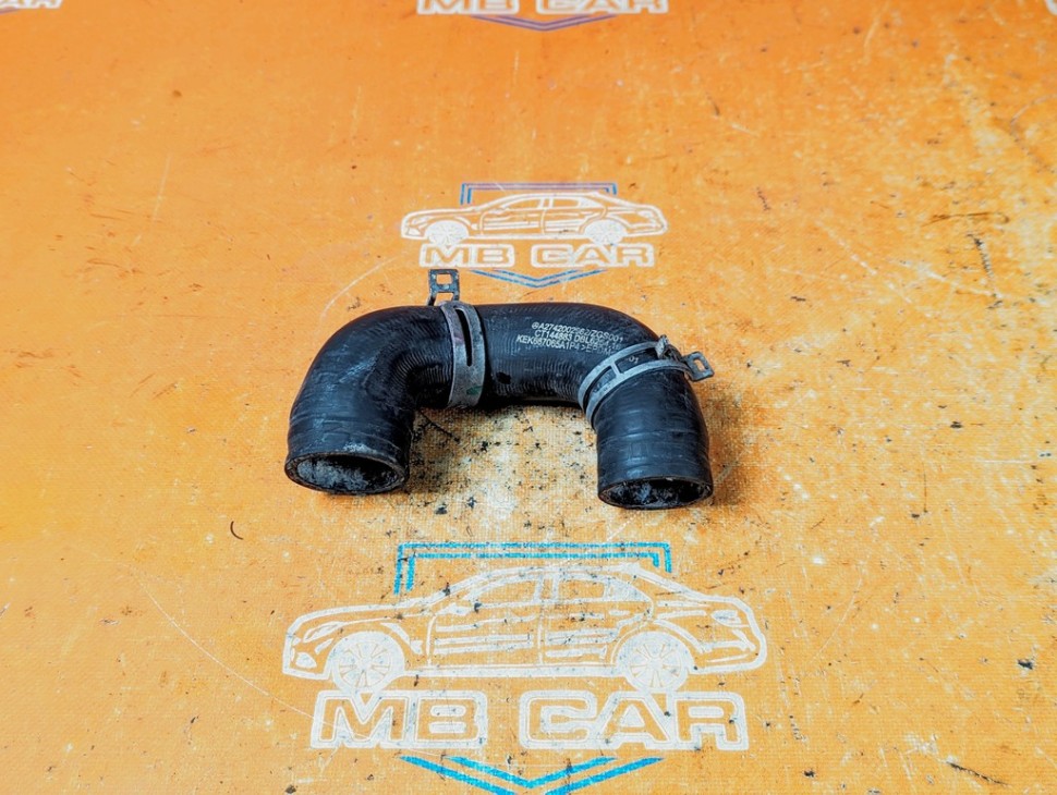 Патрубок ОЖ MERCEDES-BENZ C-класс W205/S205/C205/A205 (2014 - 2018) фото 1 &mdash; Разборка Мерседес